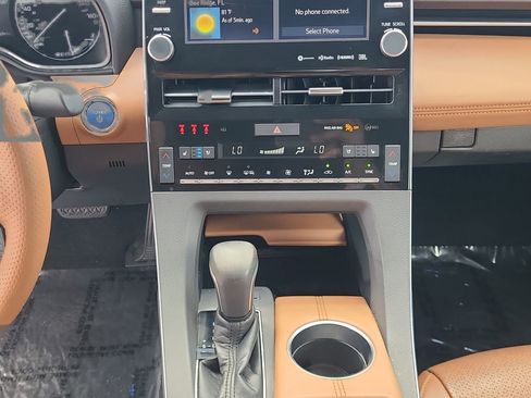Used 2019 Toyota Avalon Limited w/ Advanced Safety Package image 21