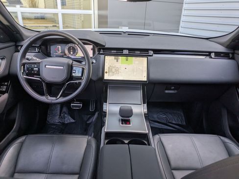 Used 2025 Land Rover Range Rover Velar Dynamic SE image 29