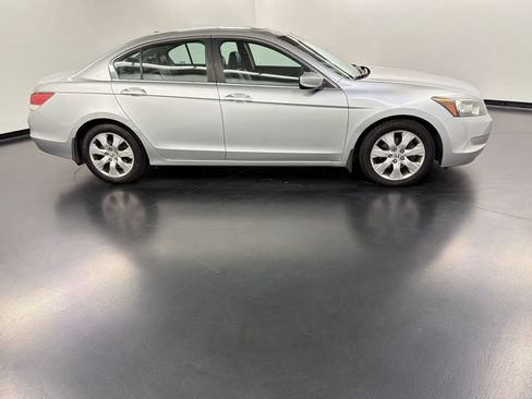 Used 2009 Honda Accord EX-L image 8