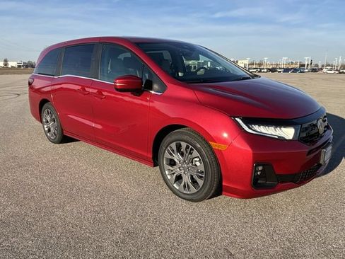 New 2026 Honda Odyssey Touring image 12