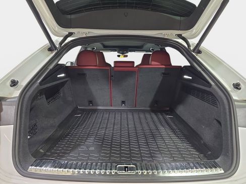 Used 2023 Audi SQ8 Prestige AWD/4WD image 14