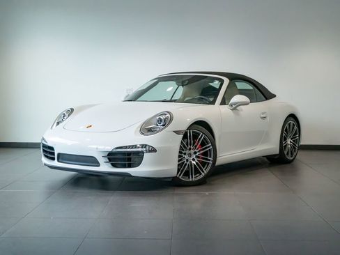 Certified 2016 Porsche 911 Carrera S RWD image 1