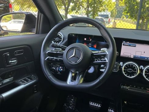 Used 2025 Mercedes-Benz GLA 35 AMG 4MATIC image 18