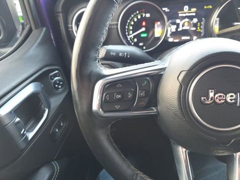 Used 2023 Jeep Wrangler Unlimited Sahara w/ Cold Weather Group image 19