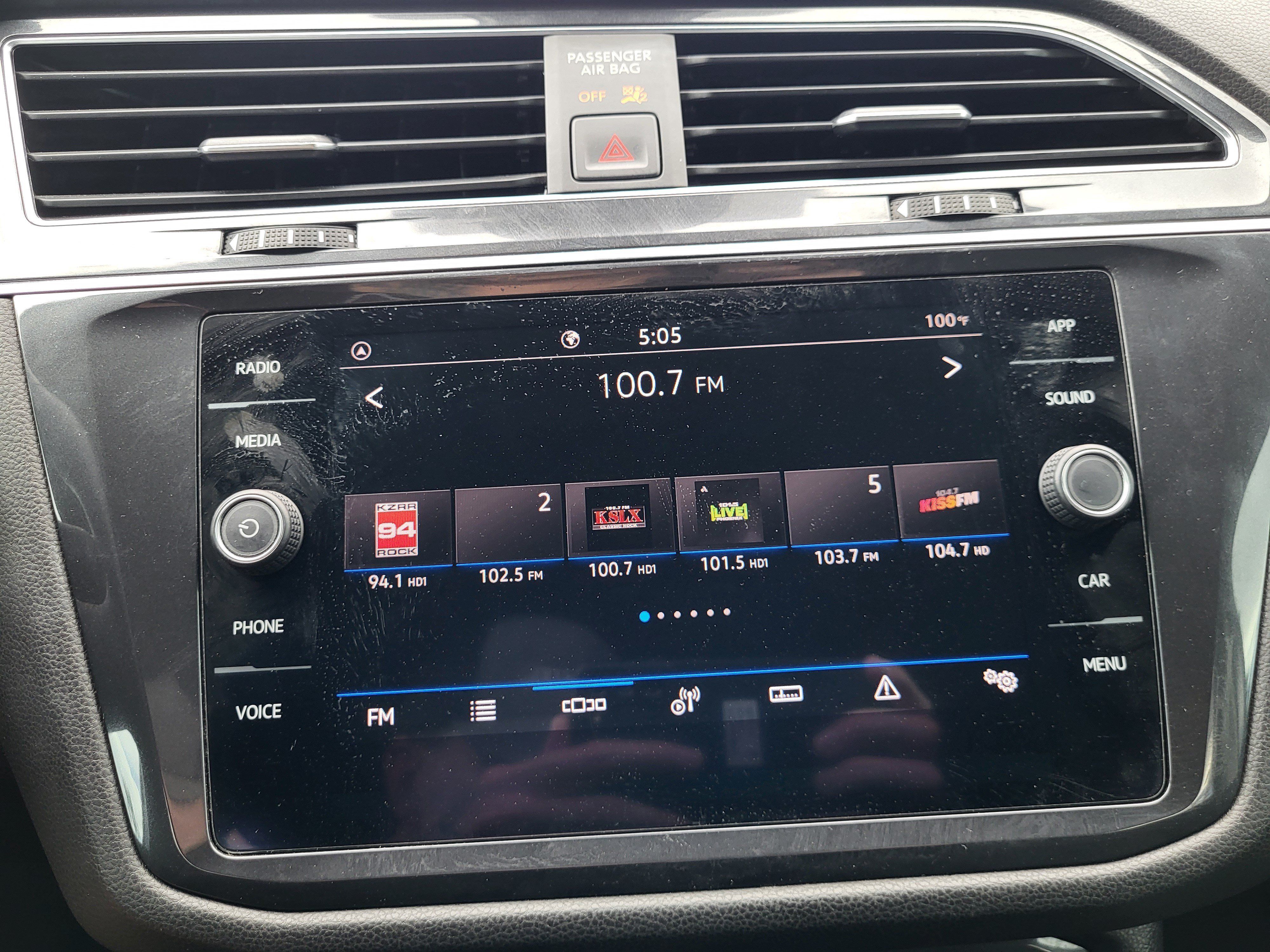 Used 2022 Volkswagen Tiguan SE FWD image 18