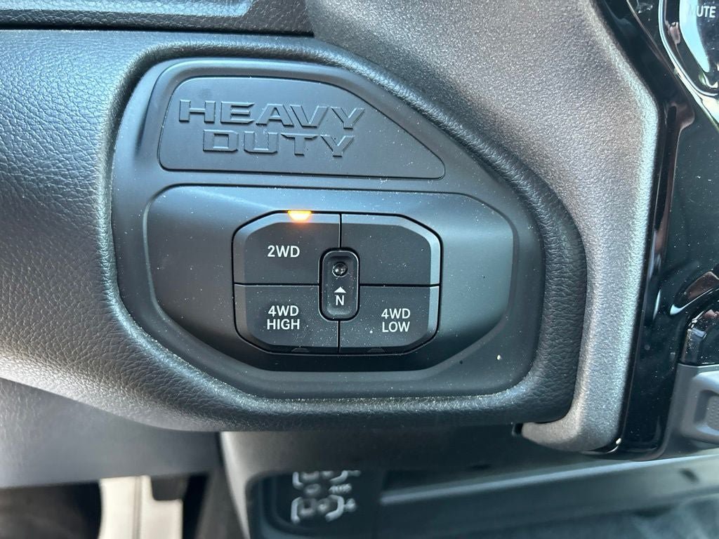 Used 2025 RAM 2500 Tradesman AWD/4WD image 17