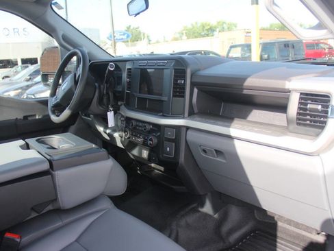 Certified 2024 Ford F250 XL image 13