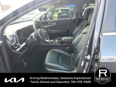 Used 2023 Kia Sportage EX AWD/4WD image 8