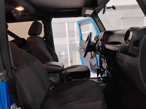 Used 2015 Jeep Wrangler Sport AWD/4WD image 51
