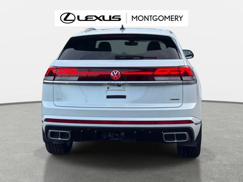 Used 2025 Volkswagen Atlas Cross Sport SEL Premium R-Line AWD/4WD image 26