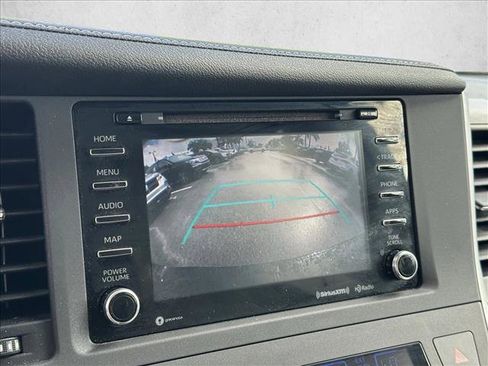 Used 2020 Toyota Sienna XLE w/ XLE Navigation Package image 14