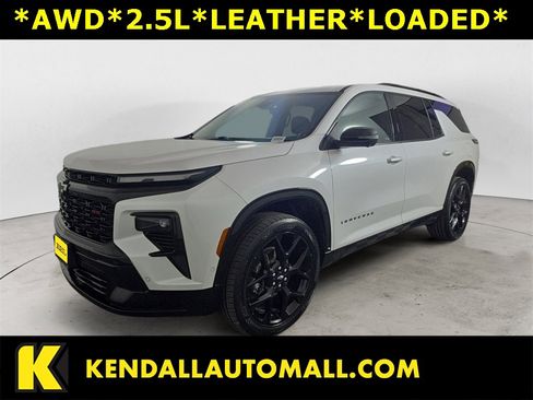 Used 2024 Chevrolet Traverse RS image 1