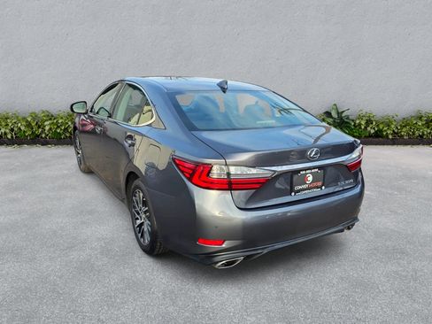 Used 2016 Lexus ES 350 w/ Navigation System Package FWD image 8