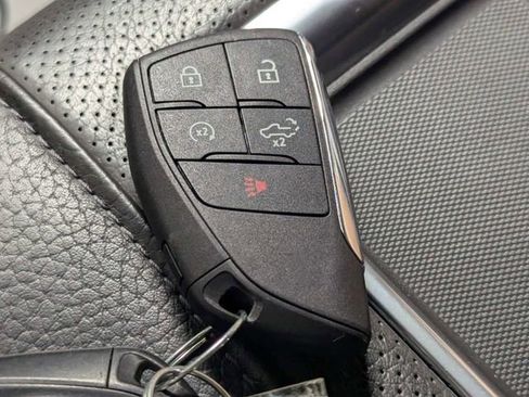 Used 2022 GMC Sierra 1500 Denali image 23