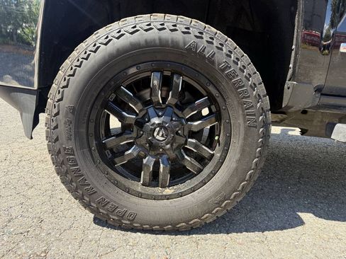 Used 2015 Chevrolet Silverado 2500 LTZ AWD/4WD image 10