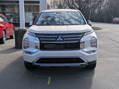 New 2026 Mitsubishi Outlander SE image 7