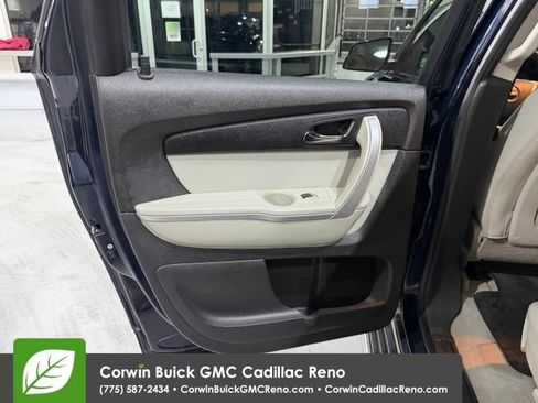 Used 2011 GMC Acadia SLT AWD/4WD image 30