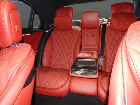 Used 2023 Mercedes-Benz S 580 S 580 image 32