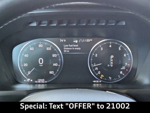 Used 2018 Volvo XC90 T6 Momentum w/ Momentum Plus Package image 34