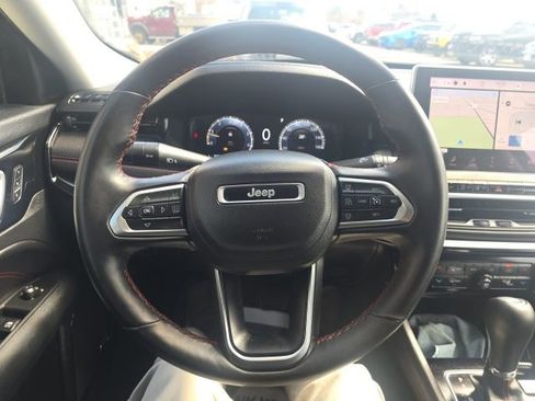 Certified 2022 Jeep Compass Trailhawk w/ Trailhawk Elite Group image 16