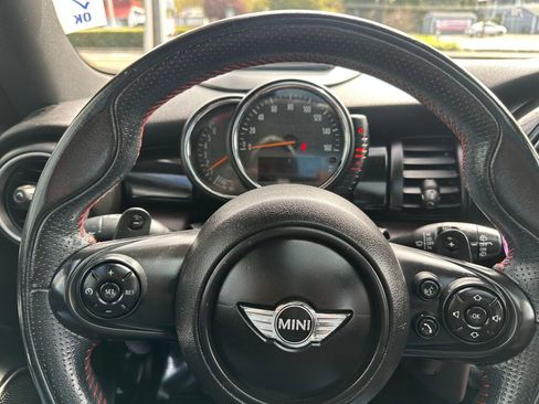 Used 2014 MINI Cooper S image 17