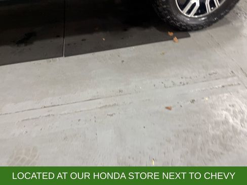 Used 2023 GMC Sierra 3500 AT4 w/ AT4 Premium Plus Package image 9