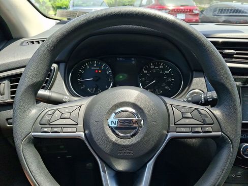 Used 2019 Nissan Rogue Sport SV AWD/4WD image 18