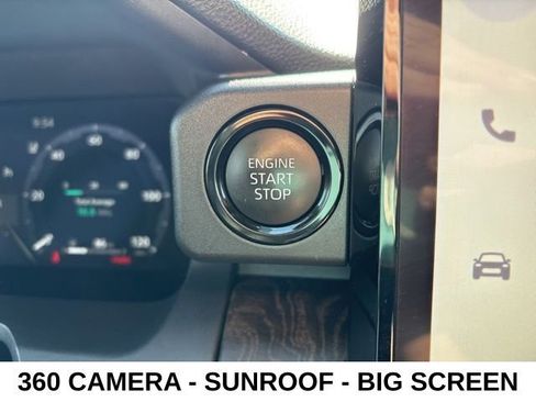 Used 2024 Toyota Tacoma Limited w/ Limited Package (LT) image 10