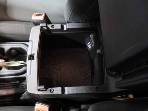 Used 2021 Jeep Wrangler Unlimited Sahara image 29