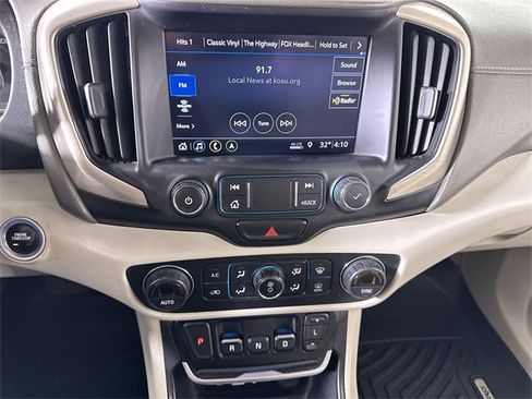 Used 2020 GMC Terrain Denali w/ Denali Premium Package image 13