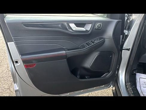 Certified 2023 Ford Escape ST-Line Elite AWD/4WD image 9