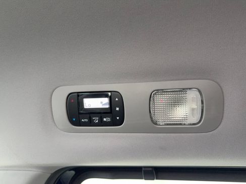 Used 2019 Honda Odyssey EX image 37