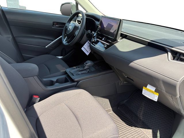 New 2026 Toyota Corolla Cross LE w/ Moonroof Package FWD image 20