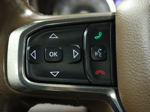 Used 2019 RAM 1500 Limited AWD/4WD image 19