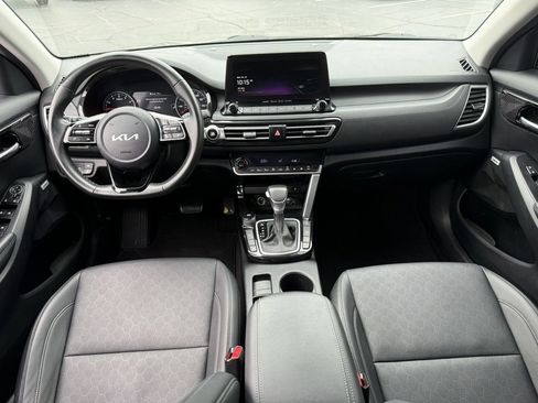 Used 2022 Kia Seltos SX image 28