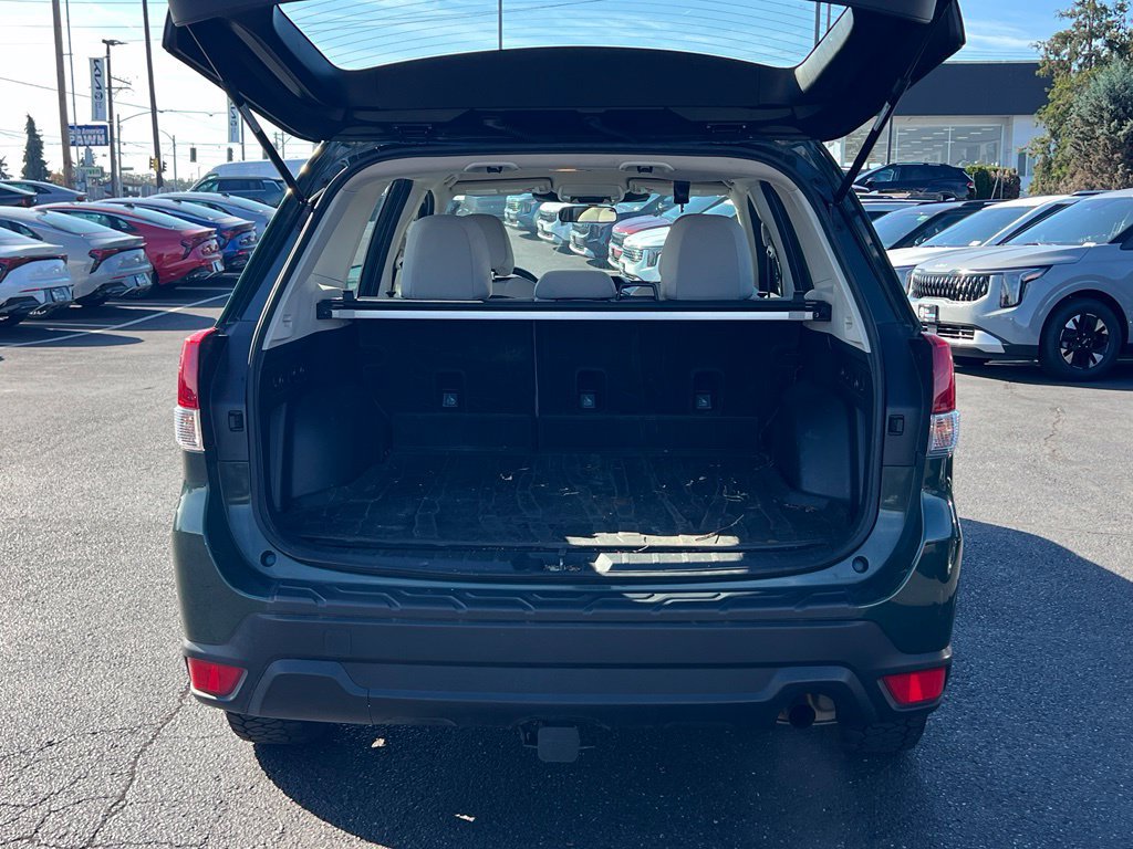 Used 2023 Subaru Forester AWD/4WD image 8