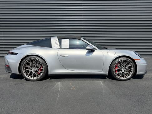 Certified 2026 Porsche 911 Targa 4S AWD/4WD image 8