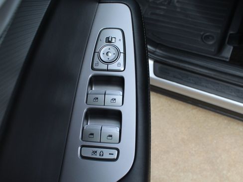 Used 2025 Hyundai Palisade SEL FWD image 35