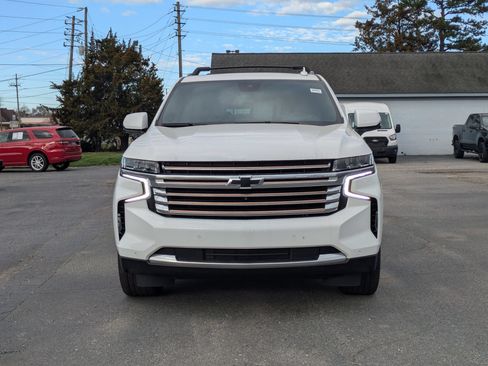 Used 2023 Chevrolet Tahoe High Country w/ Premium Package AWD/4WD image 9