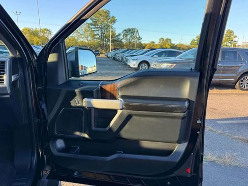 Used 2016 Ford F150 Lariat w/ Equipment Group 502A Luxury image 14