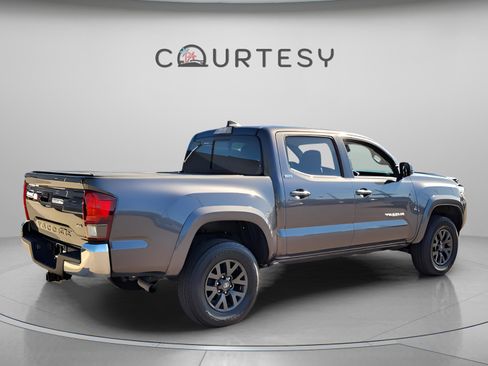 Certified 2023 Toyota Tacoma TRD Sport image 5