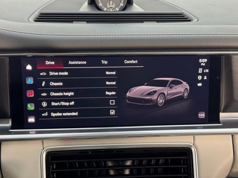 Used 2023 Porsche Panamera Platinum Edition image 29