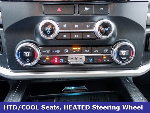 Used 2022 Ford Expedition Max XLT image 4