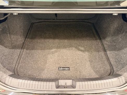Used 2019 Volkswagen Jetta SE FWD image 43