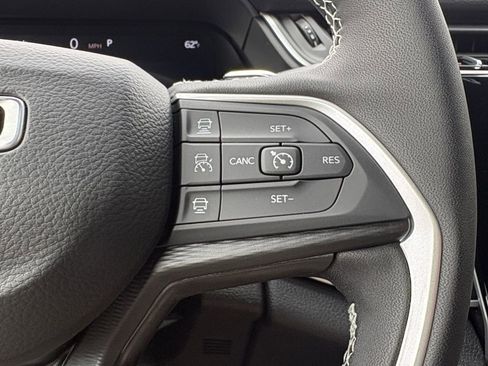 New 2026 Jeep Grand Cherokee Laredo X image 15