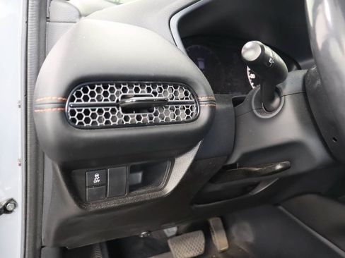 Used 2023 Honda HR-V Sport image 9