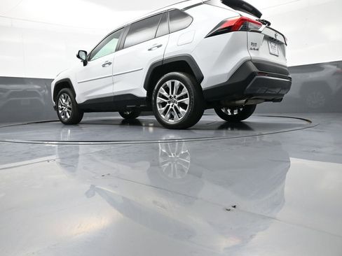 Used 2023 Toyota RAV4 Limited AWD/4WD image 33