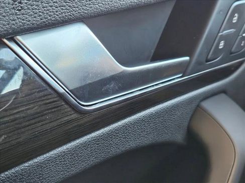 Used 2018 Audi Q5 2.0T Premium Plus w/ Premium Plus Package image 18