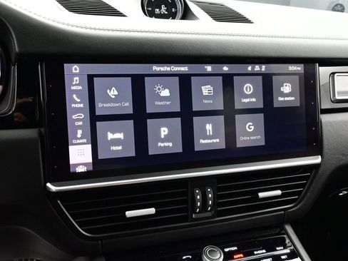 Certified 2021 Porsche Cayenne Turbo AWD/4WD image 10