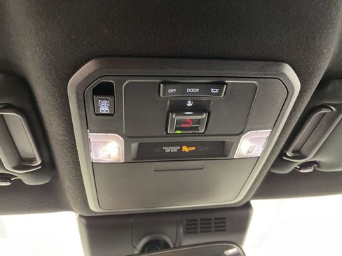 Used 2025 Toyota 4Runner SR5 image 8